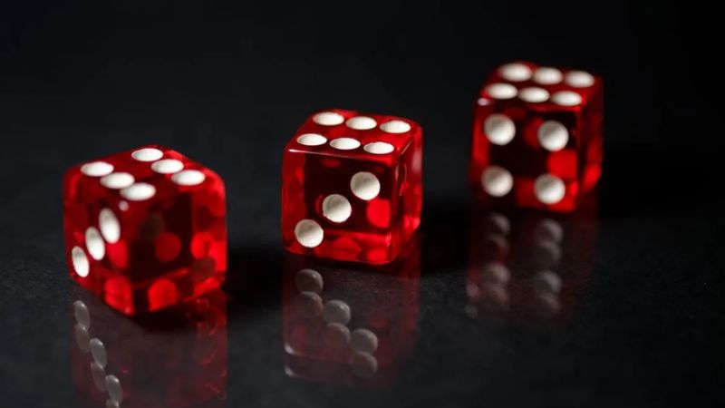 Tiết lộ cách chơi xí ngầu dễ ăn tiền thật mới nhất hiện nay